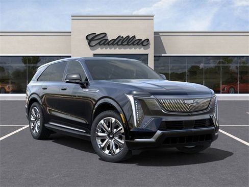 New 2025 Cadillac Escalade IQ Luxury 2 w/ LPO, Radiant Package image 7
