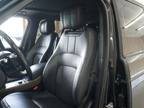 Used 2018 Land Rover Range Rover HSE AWD/4WD image 26