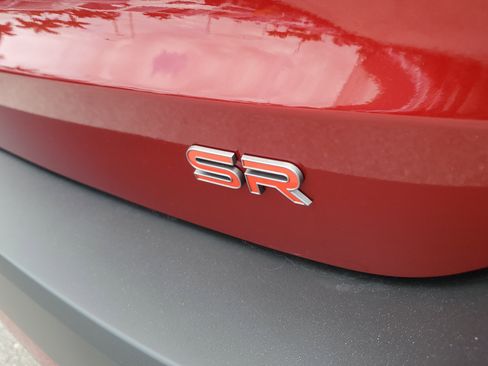 New 2026 Nissan Kicks SR FWD image 8