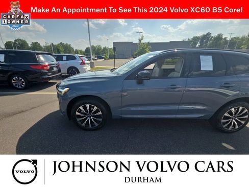 Used 2024 Volvo XC60 B5 Core w/ Climate Package AWD/4WD image 2