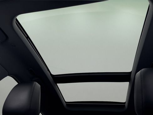 Used 2021 Lincoln Corsair Grand Touring w/ Equipment Group 301A image 18