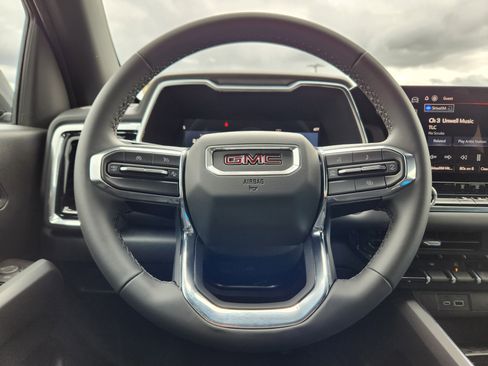 New 2025 GMC Canyon Elevation image 12