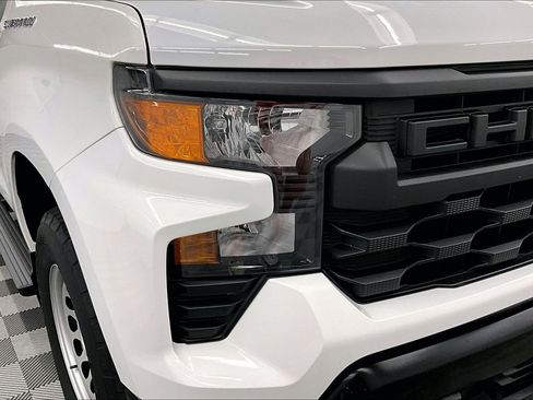 Used 2024 Chevrolet Silverado 1500 W/T w/ WT Value Package AWD/4WD image 32