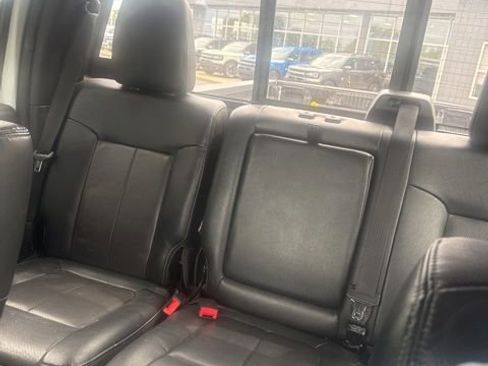 Used 2016 Ford F250 Lariat w/ Lariat Ultimate Package AWD/4WD image 41