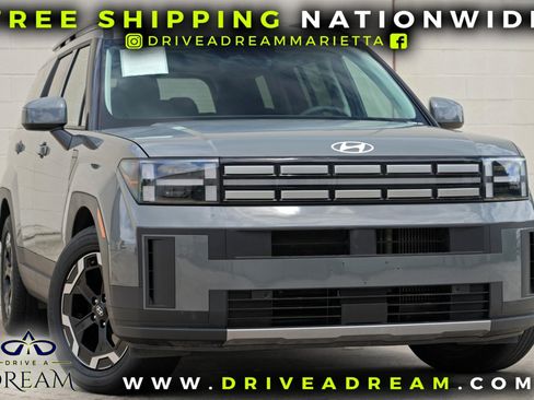 Used 2024 Hyundai Santa Fe SEL FWD image 2