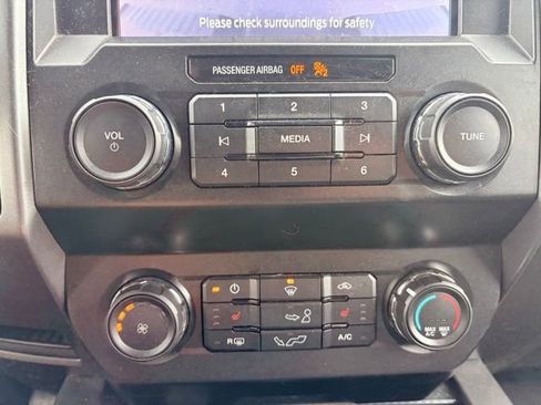 Used 2020 Ford F150 XLT w/ Equipment Group 302A Luxury AWD/4WD image 24