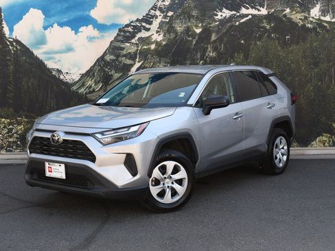 Certified 2024 Toyota RAV4 LE AWD/4WD image 6