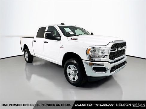 Used 2023 RAM 3500 Tradesman image 3