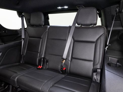 Used 2024 Chevrolet Tahoe High Country AWD/4WD image 26