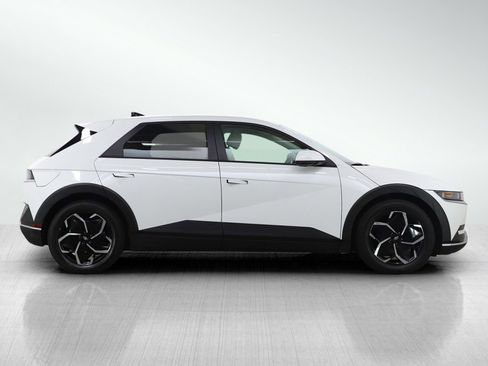 Used 2023 Hyundai Ioniq 5 SEL image 6