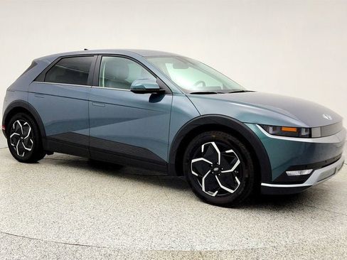 Used 2024 Hyundai Ioniq 5 SEL image 3