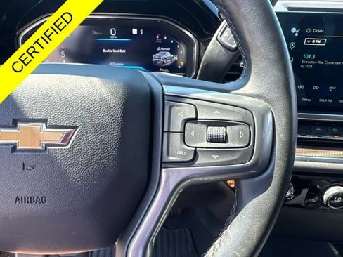 Used 2023 Chevrolet Silverado 1500 LT AWD/4WD image 15