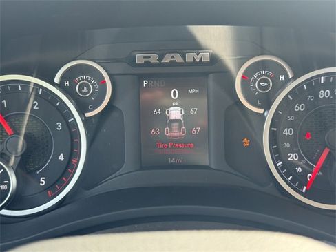 New 2025 RAM 2500 Big Horn image 28