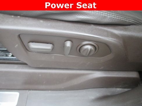 Used 2022 GMC Sierra 3500 Denali w/ Denali Ultimate Package image 28