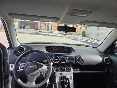Used 2012 Scion xB image 9