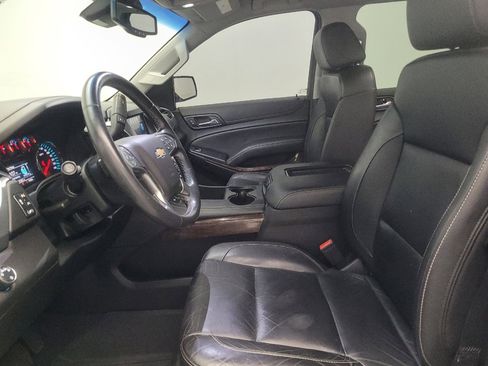 Used 2019 Chevrolet Tahoe LT RWD image 17