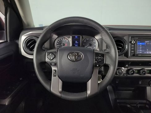 Used 2017 Toyota Tacoma SR5 w/ Tow Package AWD/4WD image 21