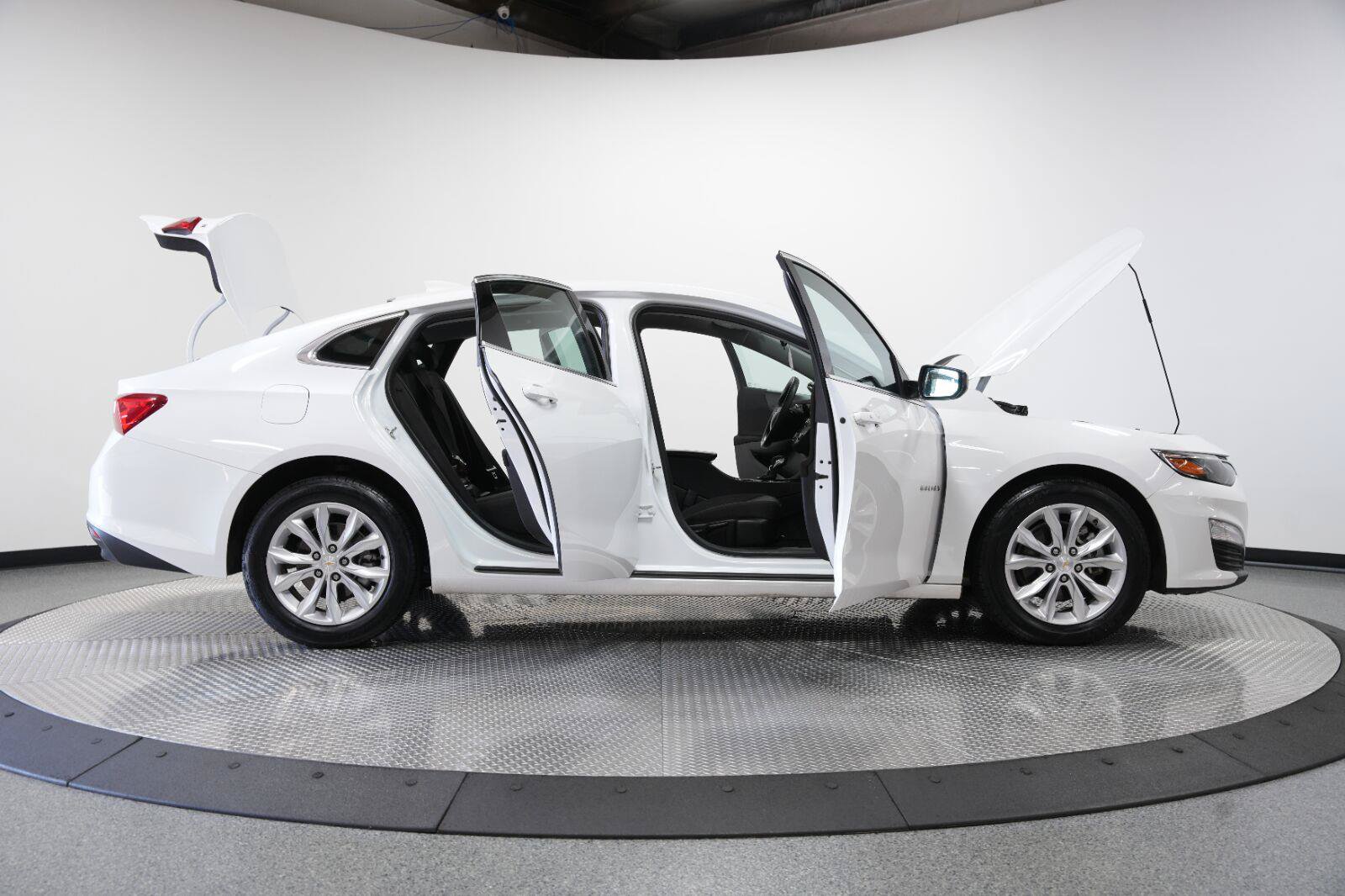 Certified 2024 Chevrolet Malibu LT FWD image 11