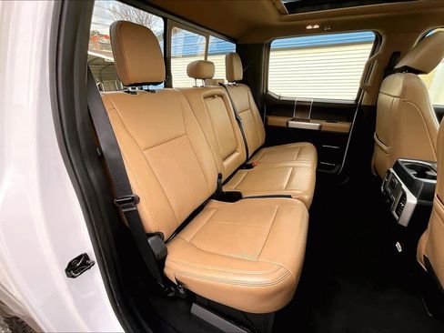 Used 2022 Ford F250 Lariat w/ Tremor Off-Road Package image 22