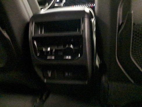 New 2026 Jeep Grand Cherokee Altitude AWD/4WD image 30