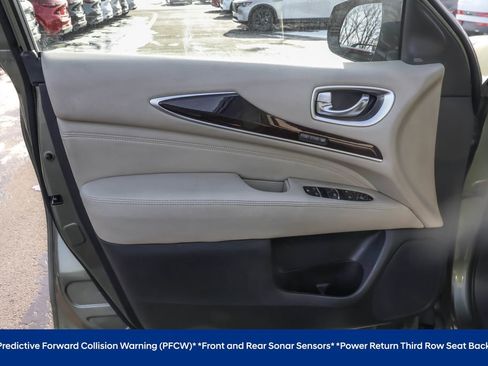 Used 2016 INFINITI QX60 Luxe w/ Deluxe Technology Package image 27