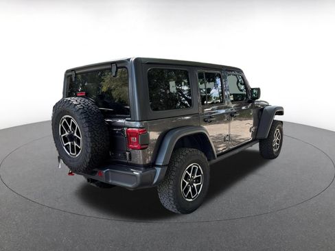 Used 2025 Jeep Wrangler Unlimited Rubicon AWD/4WD image 12