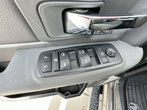 Used 2018 RAM 1500 Big Horn AWD/4WD image 23