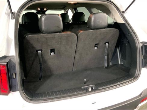 Certified 2024 Kia Sorento S image 4