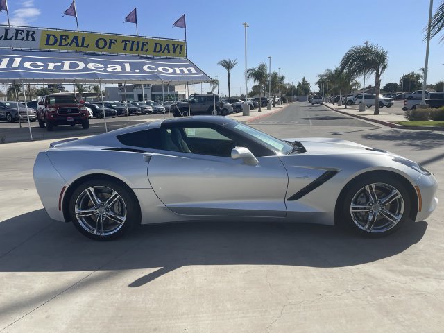 Used 2016 Chevrolet Corvette Stingray Coupe w/ 3LT Preferred Equipment Group RWD image 9