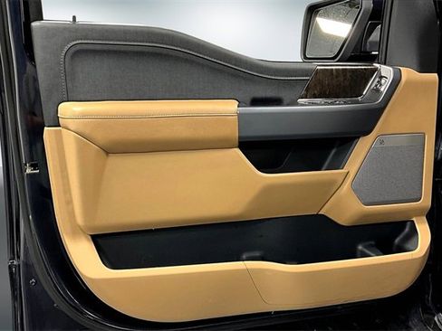 Used 2021 Ford F150 Lariat w/ Tow Technology Package image 20