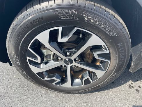 Used 2024 Kia Sportage EX AWD/4WD image 10
