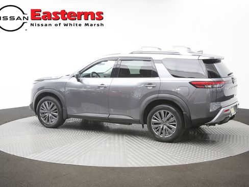 Used 2024 Nissan Pathfinder SL AWD/4WD image 62