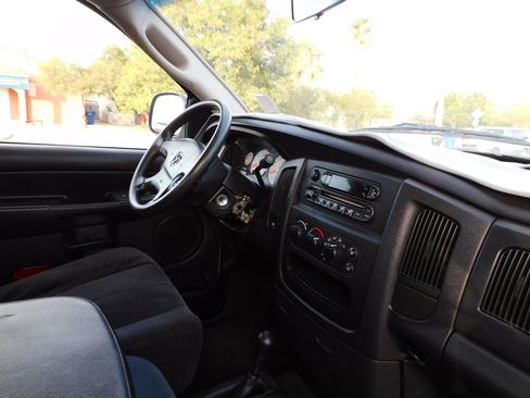 Used 2003 Dodge Ram 1500 Truck ST image 25