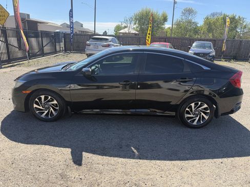 Used 2016 Honda Civic EX image 8