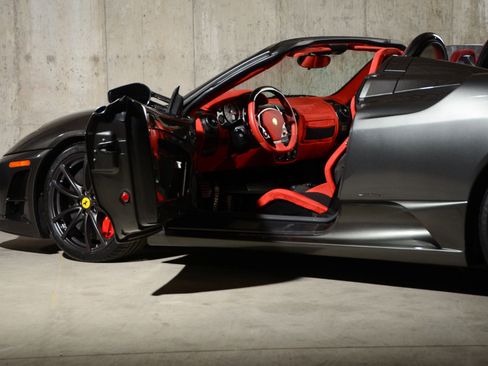 Used 2009 Ferrari F430 Scuderia image 12