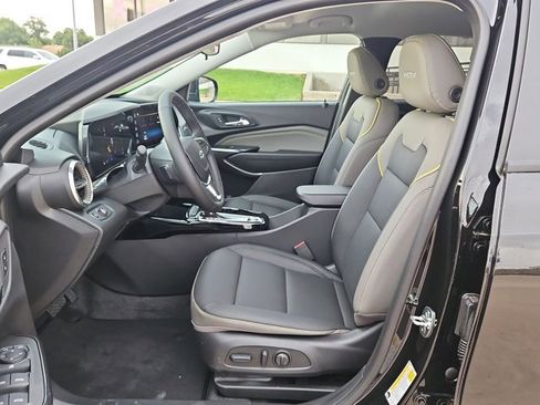 New 2026 Chevrolet Trax ACTIV w/ Driver Confidence Package FWD image 4