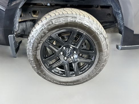 Used 2022 Chevrolet Silverado 1500 Custom RWD image 35