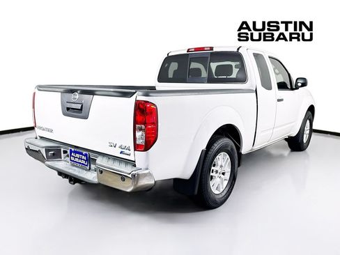 Used 2019 Nissan Frontier SV w/ Value Truck Package AWD/4WD image 7