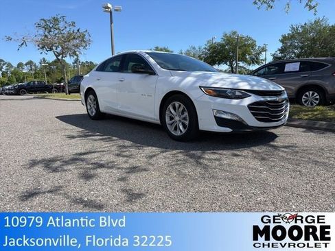 Used 2025 Chevrolet Malibu LT image 1