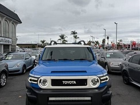 Used 2007 Toyota FJ Cruiser 4WD image 16