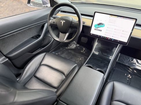 Used 2018 Tesla Model 3 Long Range image 41