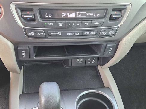 Used 2016 Honda Pilot EX-L image 19