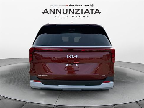 New 2026 Kia Carnival EX image 4
