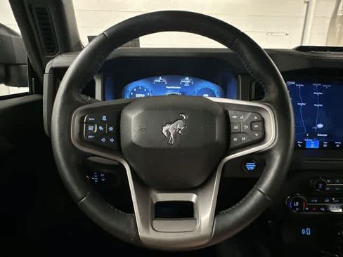Used 2025 Ford Bronco Badlands AWD/4WD image 7