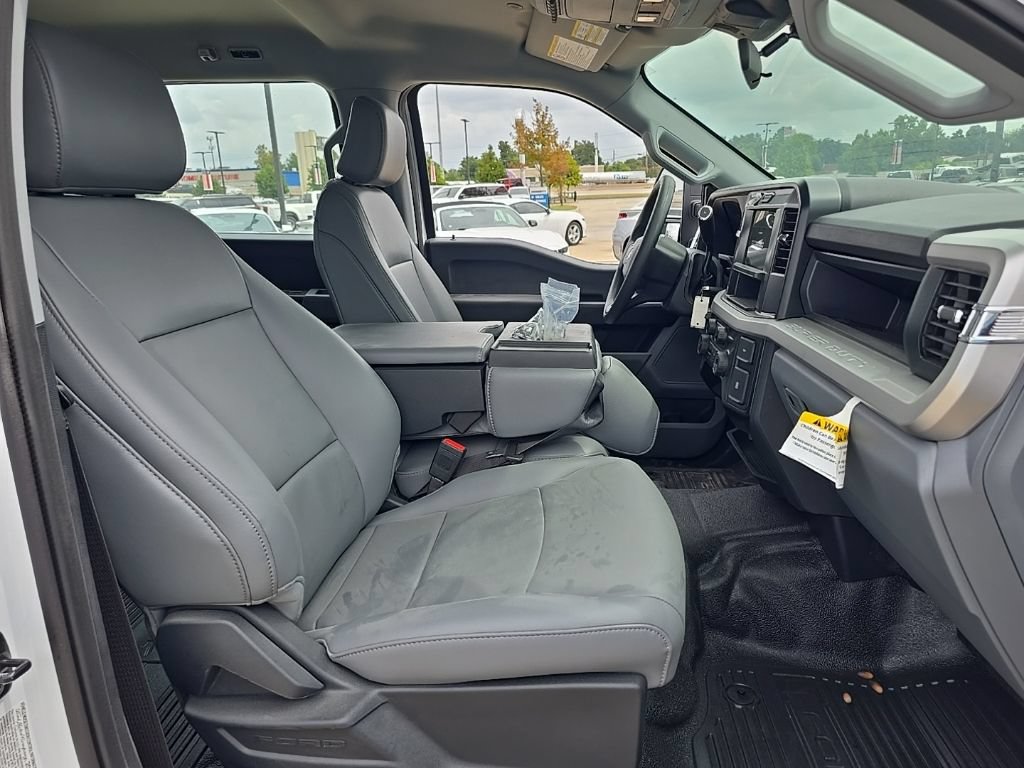 New 2025 Ford F350 XL AWD/4WD image 15