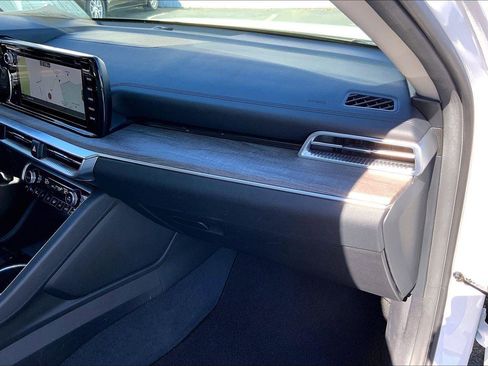 Used 2022 Kia K5 EX w/ EX Premium Package image 13