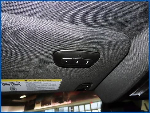 New 2026 RAM 1500 Laramie AWD/4WD image 16