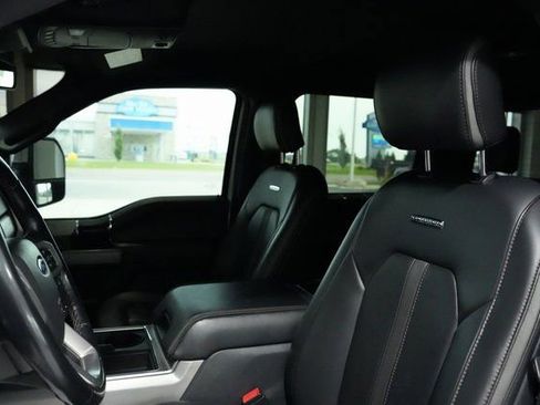 Used 2022 Ford F250 Platinum w/ FX4 Off-Road Package image 17