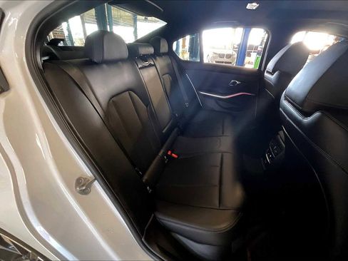 Certified 2025 BMW 330i 330i w/ M Sport Package image 18