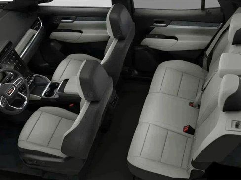 New 2027 GMC Terrain Elevation w/ Elevation Premium Package AWD/4WD image 15